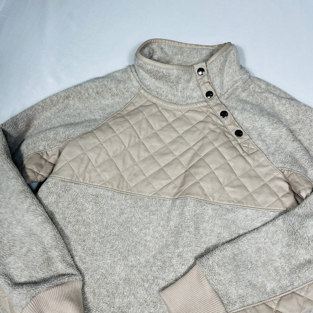 Abercrombie & Fitch Cream Sherpa Fleece Quilted Faux Leather Snap Pullover Small